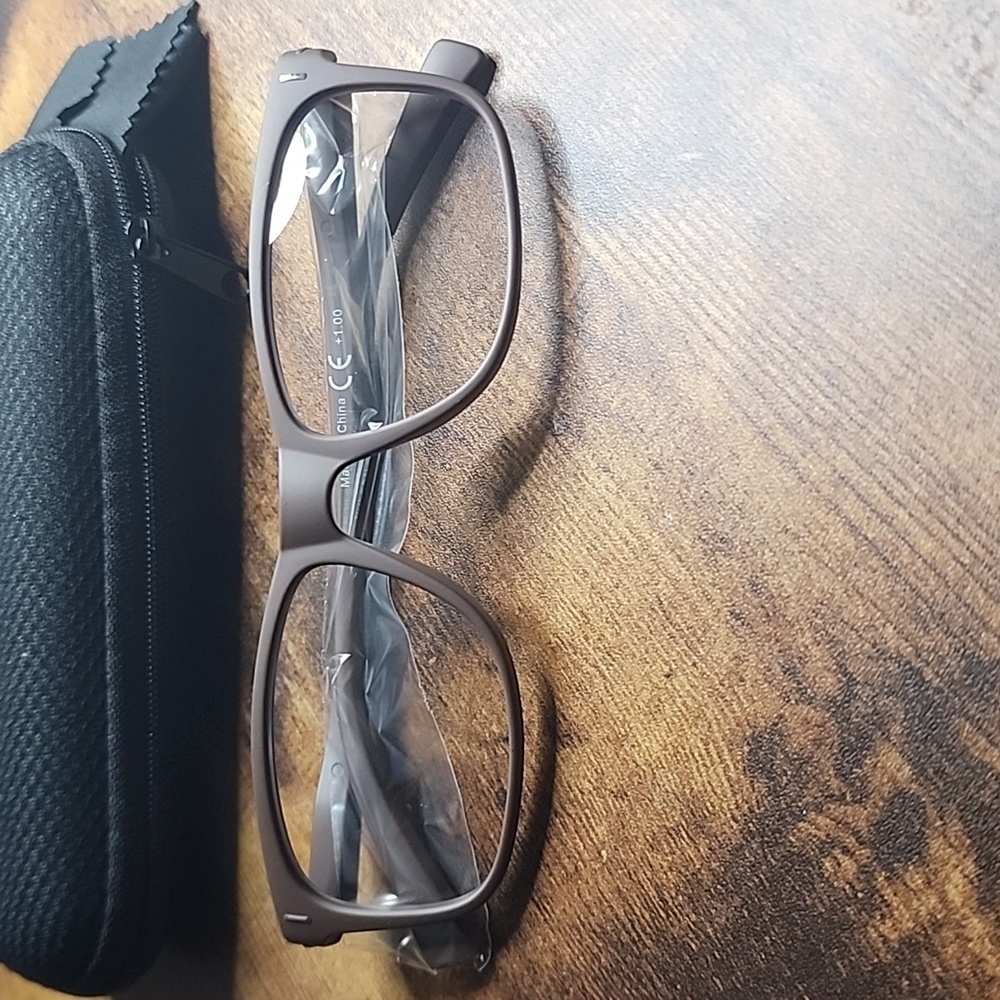 EyeKeeper Fashion Readers Brown +1.00 NWT X002N1GQ35